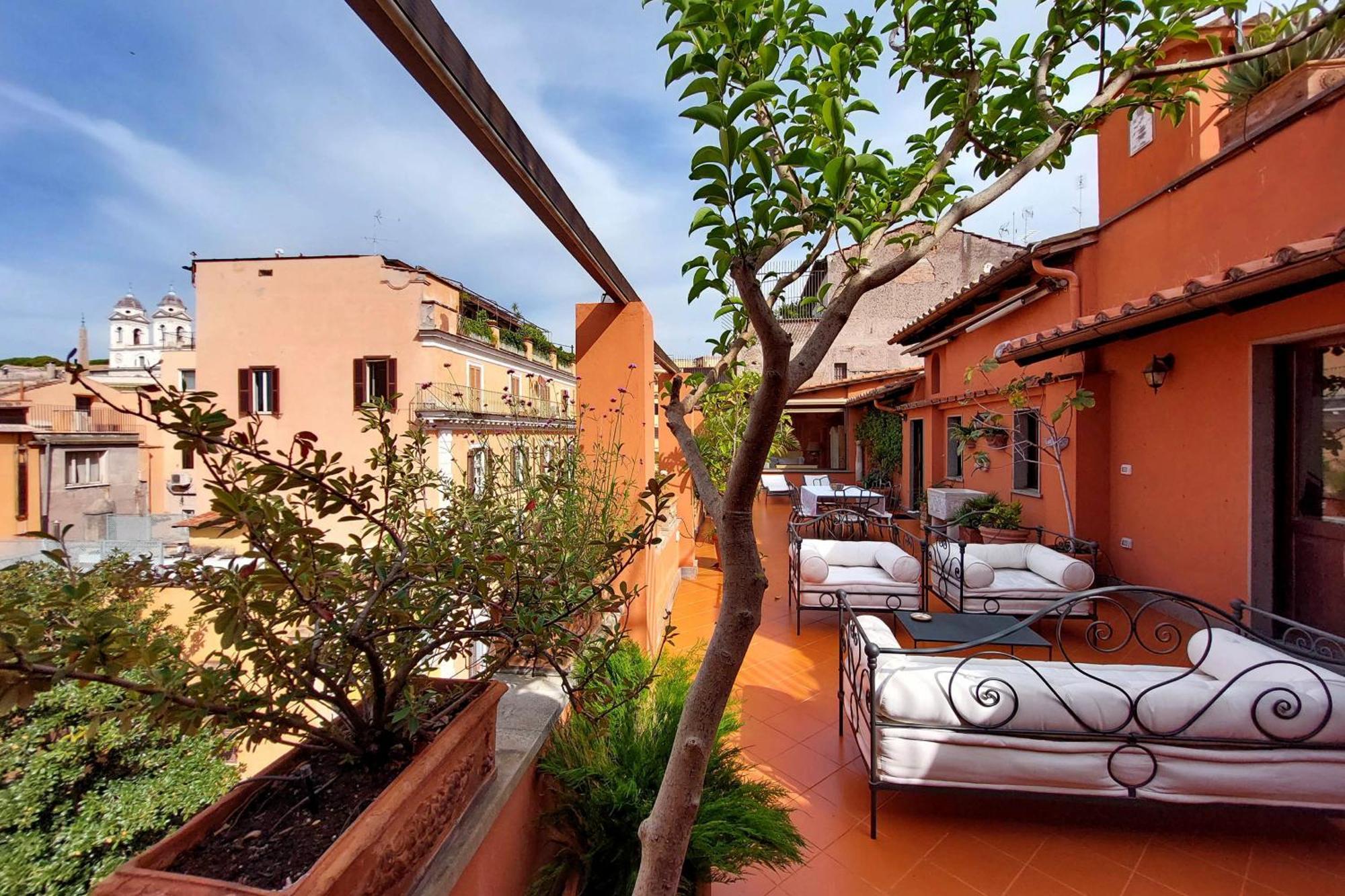 Treasurerome Spanish Steps Penthouse Apartment *
