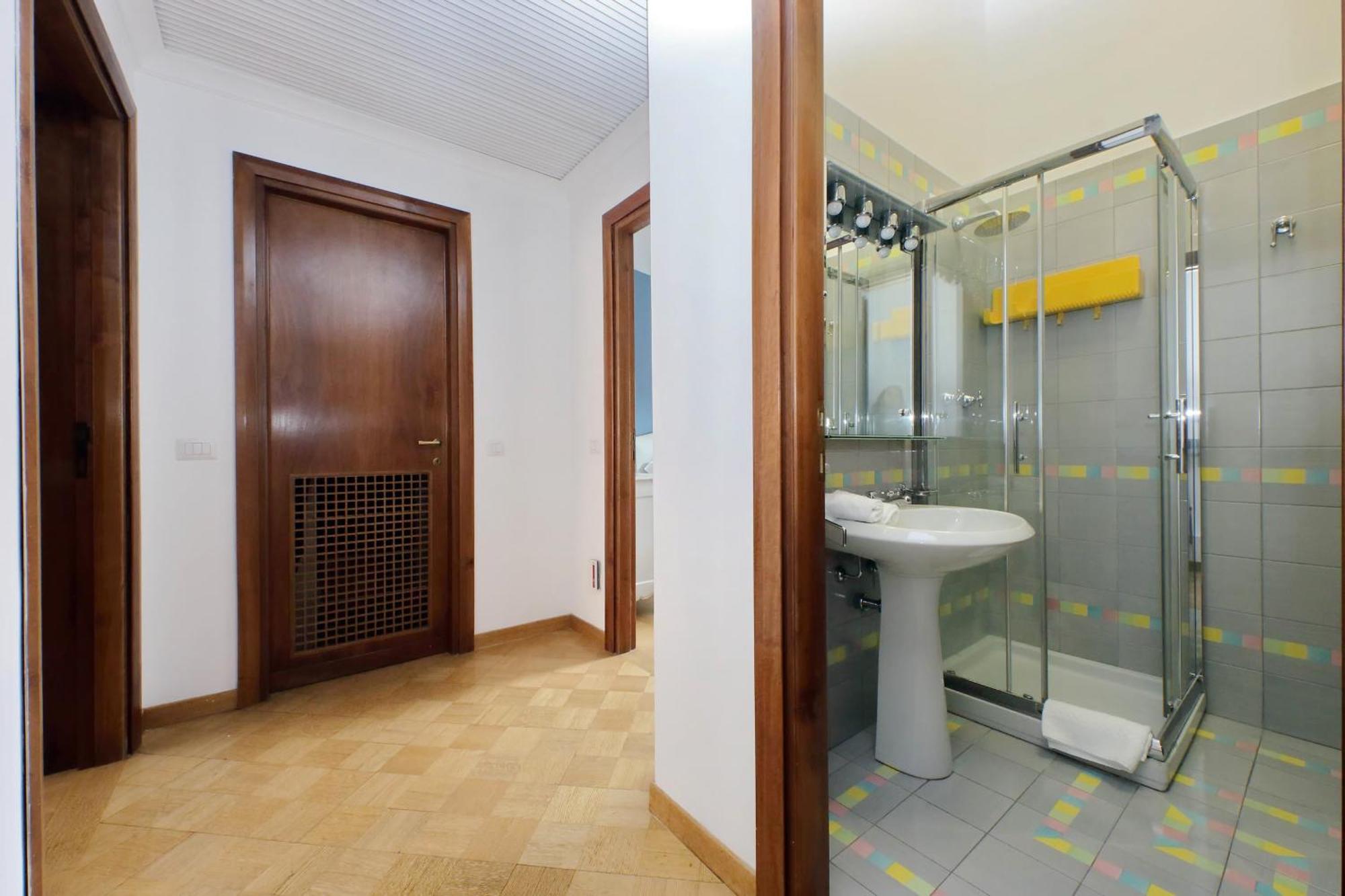 Apartment Treasurerome Spanish Steps Penthouse